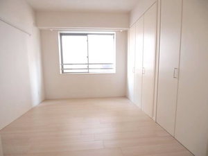 シャーメゾンステージ日野 301号-5