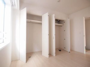 シャーメゾンステージ日野 301号-6