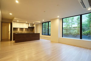 プライムメゾン三田綱町 404号-2