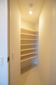 プライムメゾン江古田の杜イースト 812号-11