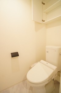 プライムメゾン横濱日本大通 704号-6