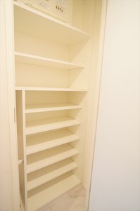 プライムメゾン横濱日本大通 704号-11