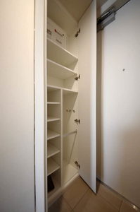 プライムメゾン中野坂上 403号-10