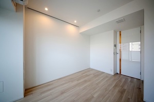 プライムメゾン中野坂上 404号-3