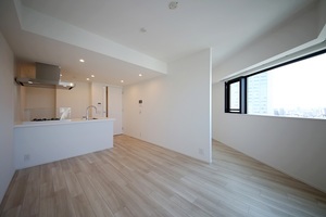 プライムメゾン中野坂上 703号-3