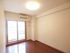 レジデンスシャルマン月島 201号-5