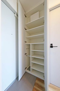 プライムメゾン西新宿 1307号-11