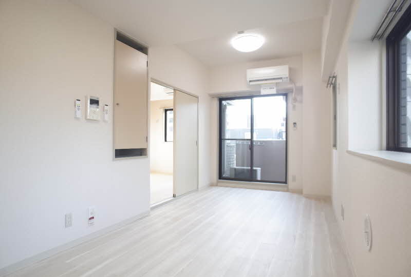 サニ－コ－トスズキ 401号-2