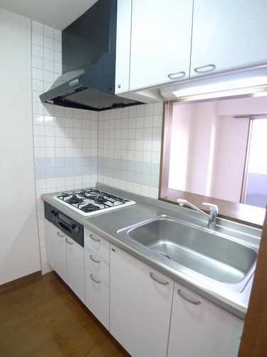 メイプルリーフ中溝 602号-8