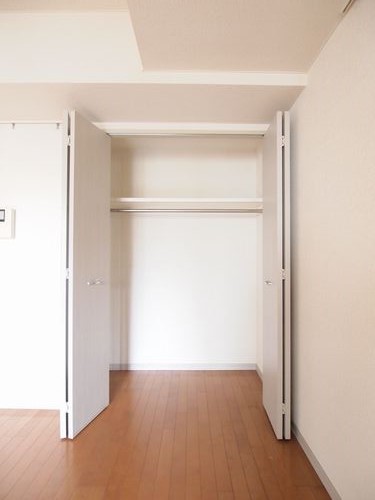 Ｙ’ｓ　クレスト 702号-5