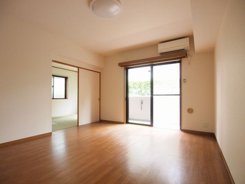 グリ－ンコート江原 201号-2