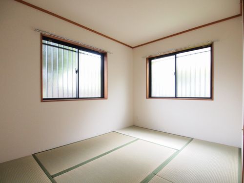 グリ－ンコート江原 201号-9