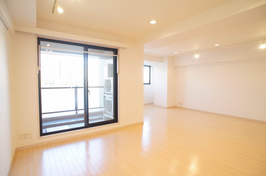 マストライフ月島 402号-3