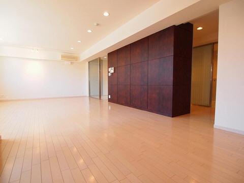 マストライフ月島 603号-2