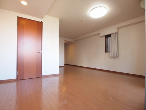 マストライフ日本橋本町 704号-3