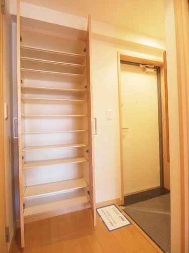 メゾン　アンソレイユ 402号-11