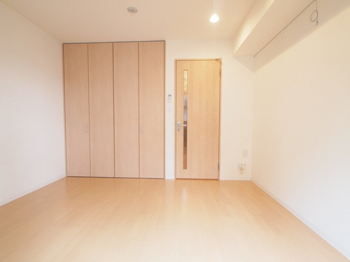 ラ　メゾン　ドゥ　桜新町 212号-3