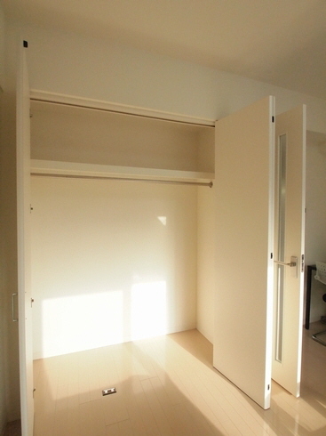 ファミーユ 205号-4