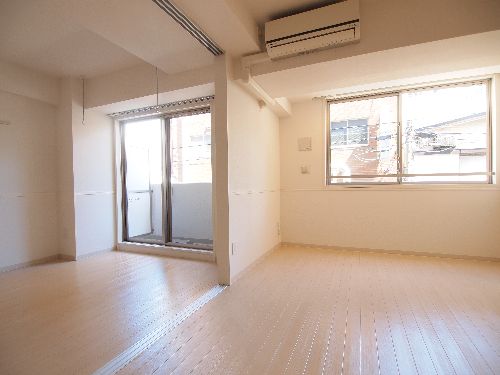 デラ　フェリチタ 102号-2