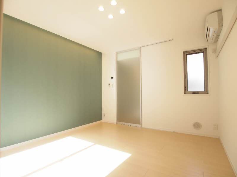 グランディール神宮前 202号-3