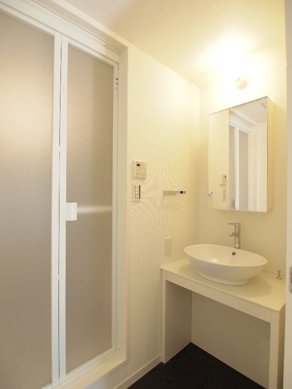 グランディール神宮前 202号-6