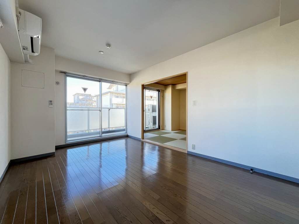 アゼリアハイム高松 503号-3