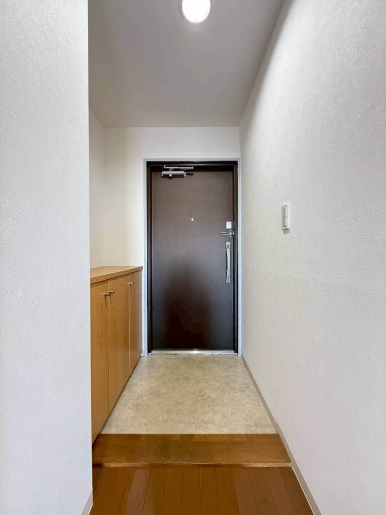 アゼリアハイム高松 503号-9