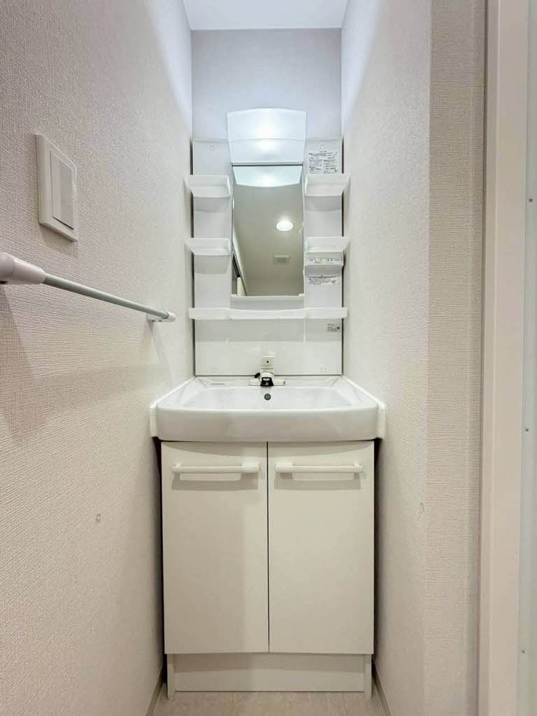 アゼリアハイム高松 503号-10