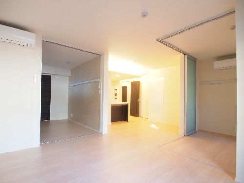 プラムコート三軒茶屋 101号-2