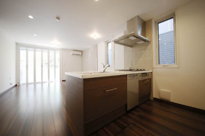 ＰＩＮＥ　ＳＴＩＧＥ松濤 103号-2