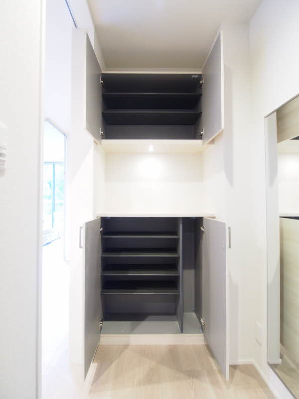 Ｒ．Ｈ．Ｈｏｕｓｅ 101号-9