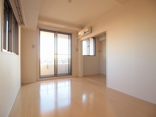 エスティメゾン笹塚 701号-2