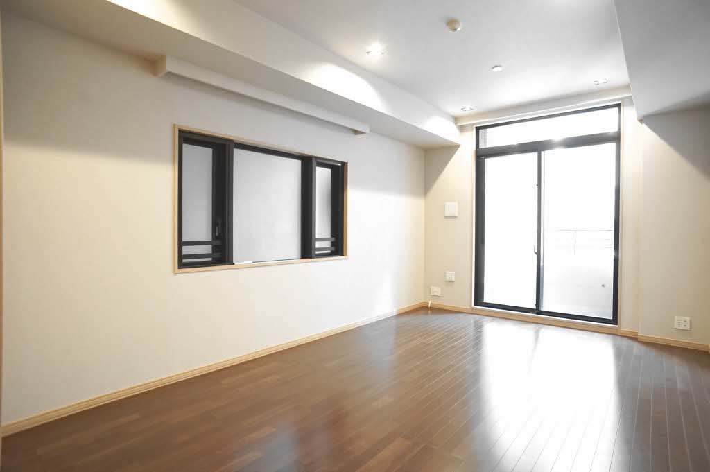 エスティメゾン銀座 201号-3