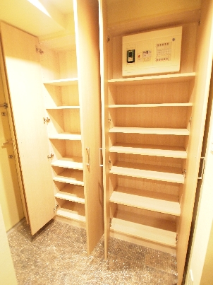 エスティメゾン銀座 401号-11