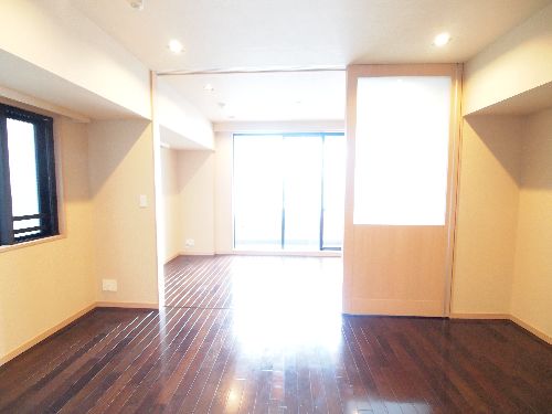 エスティメゾン銀座 1007号-2