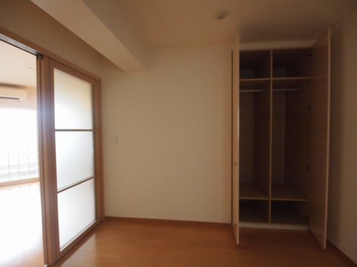 エスティメゾン北新宿 203号-5