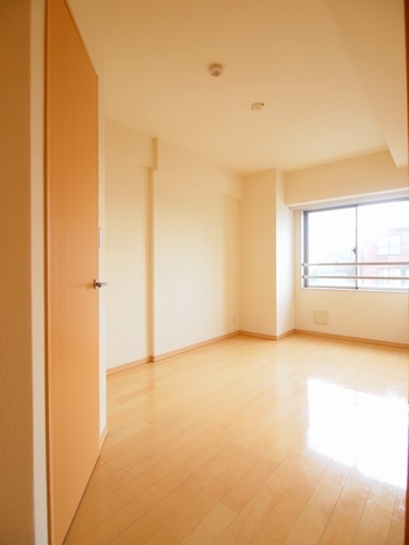 エスティメゾン北新宿 302号-5