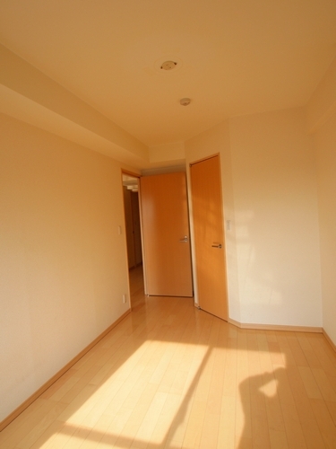 エスティメゾン北新宿 302号-6