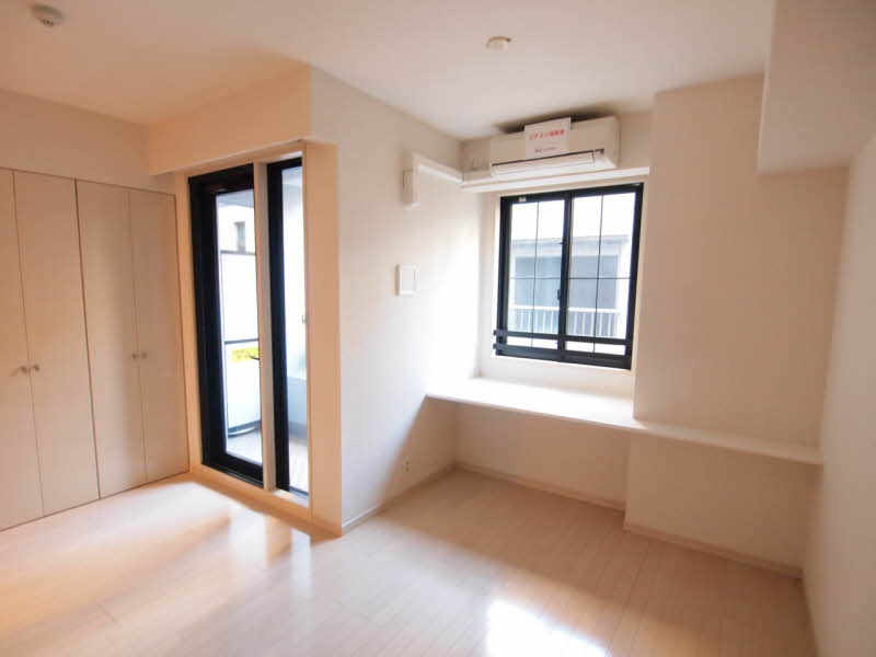 エスティメゾン浅草駒形 208号-2