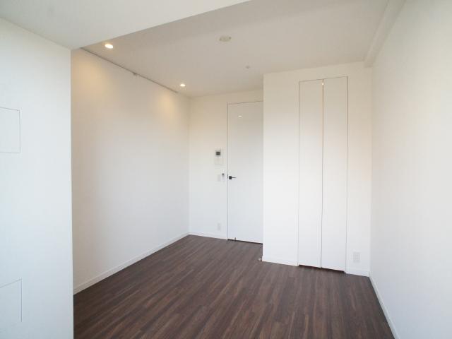 プライムメゾン初台 1404号-3