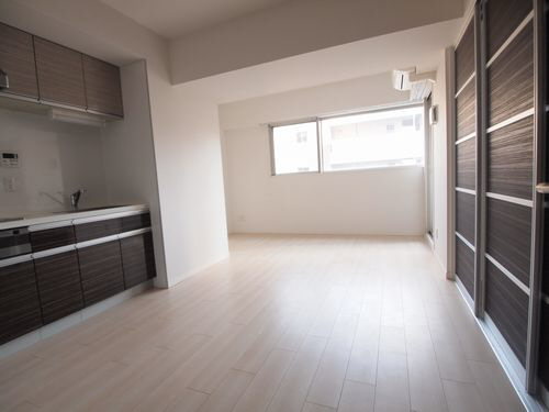 シャーメゾンステージ日野 301号-3