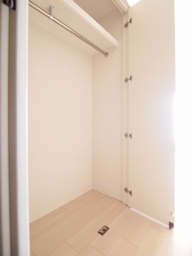 シャーメゾンステージ日野 404号-4