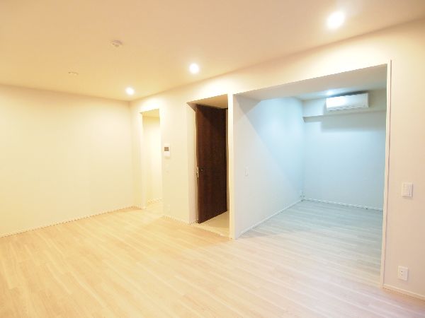 プライムメゾン三田綱町 101号-3