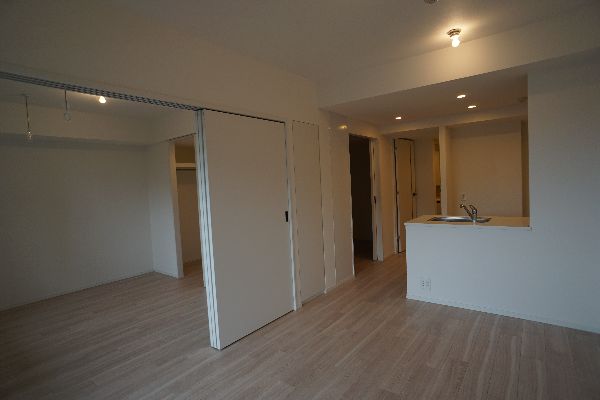 プライムメゾン江古田の杜ウェスト 702号-3