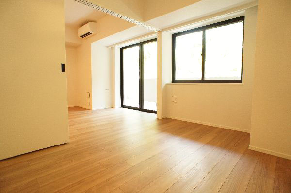 プライムメゾン江古田の杜イースト 215号-3