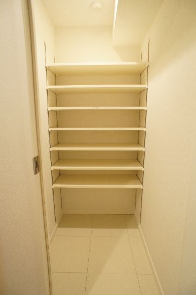 プライムメゾン江古田の杜イースト 413号-10