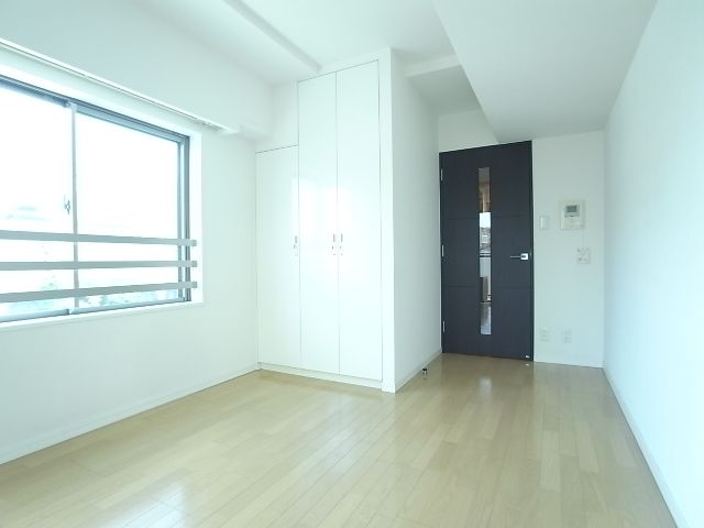 エスティメゾン白楽 401号-3