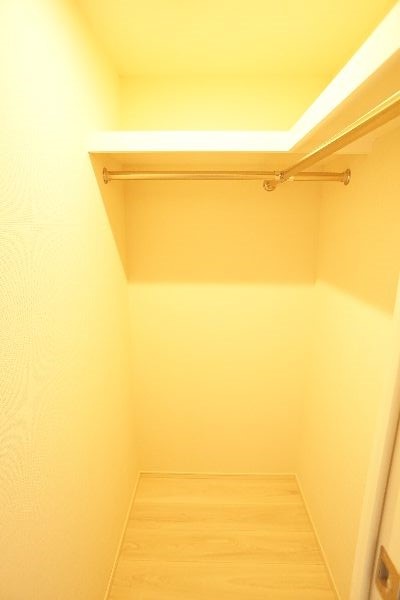 プライムメゾン方南町 204号-4