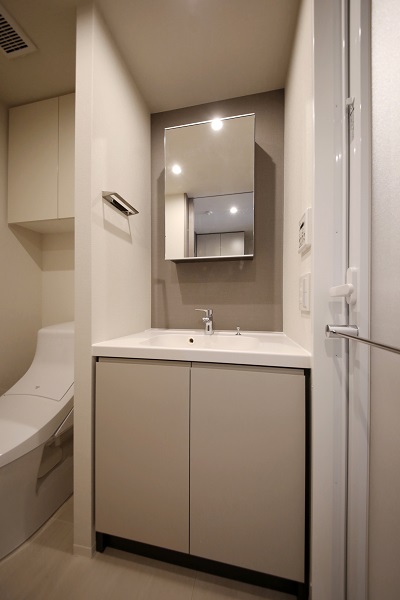 プライムメゾン中野坂上 203号-5