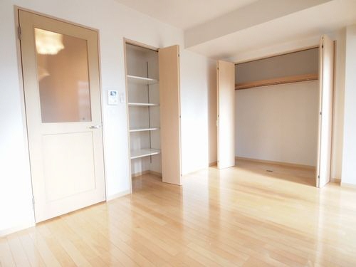 レジデンスシャルマンプレデュフルーブ 304号-4